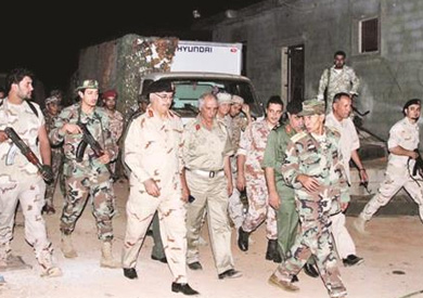 الفريق خليفة حفتر، قائد القوات الموالية لبرلمان شرق ليبيا